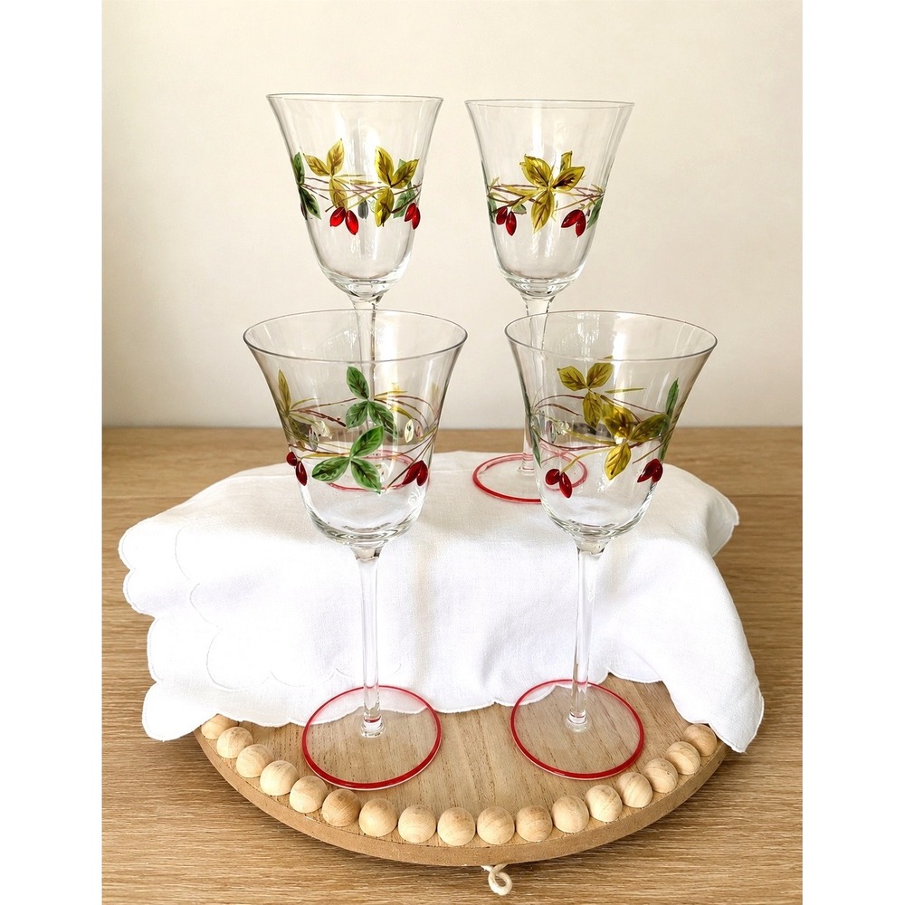 Vintage Hand Painted Holly Berry Glasses Set of 4 Cottagecore Stemware